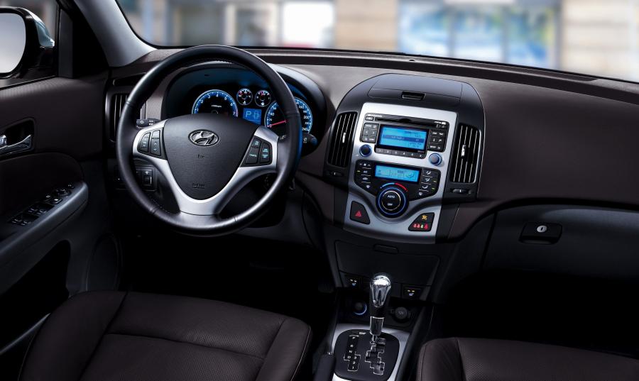  Hyundai i30 2008 года  (фото 20 из 37)